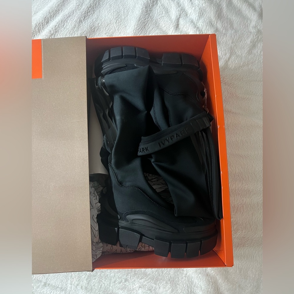 IVY PARK NOIR BOOTS M4/W5